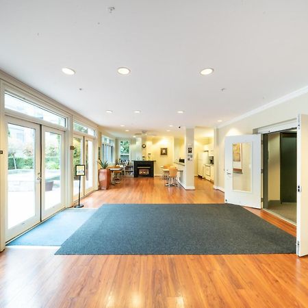 Modern Downtown Top Floor Penthouse With Bay Views Seattle Kültér fotó