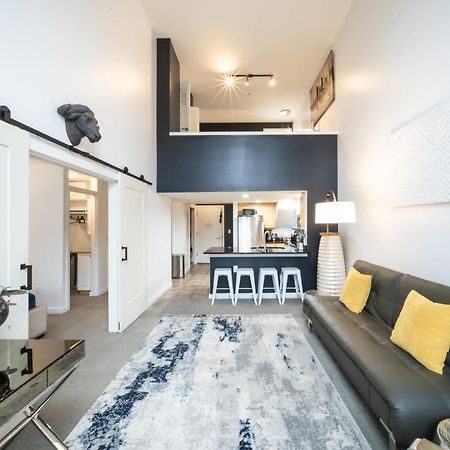 Modern Downtown Top Floor Penthouse With Bay Views Seattle Kültér fotó